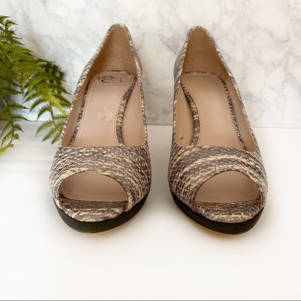 Vince Camuto Snakeskin Leather Peep Toe Pump Sz 9 - Picture 5 of 10